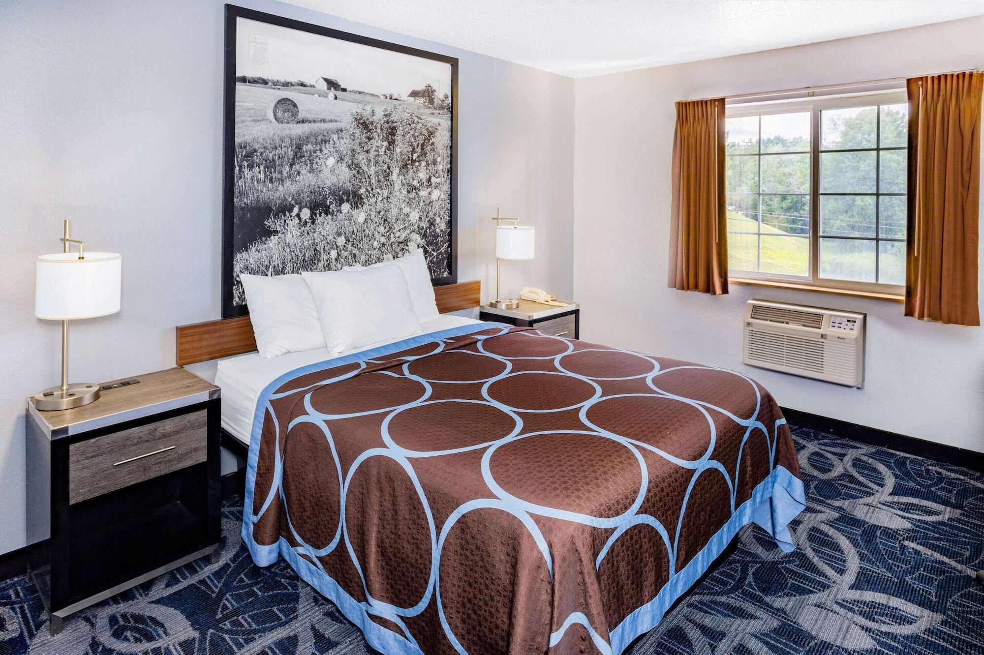 Super 8 By Wyndham Johnstown/Gloversville Екстериор снимка